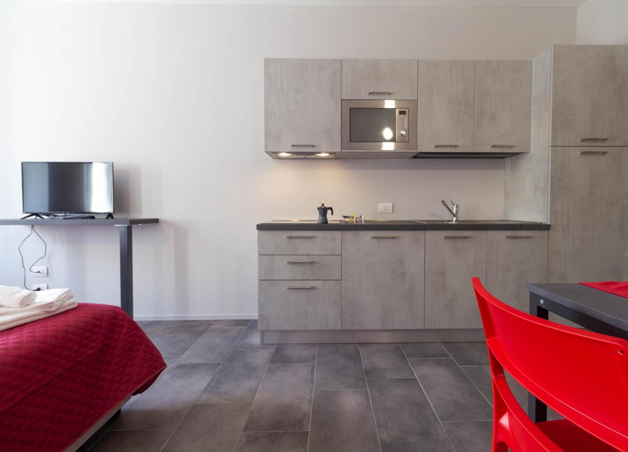 Papavero Apartment - Affitti Brevi Italia Lecco Exterior foto